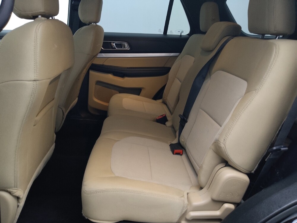 2017 Ford Explorer in Ocala, FL 34471 - 18132143 18