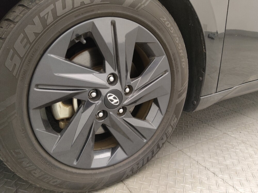 2023 Hyundai Elantra in Jacksonville, FL 32210 - 18132147 31