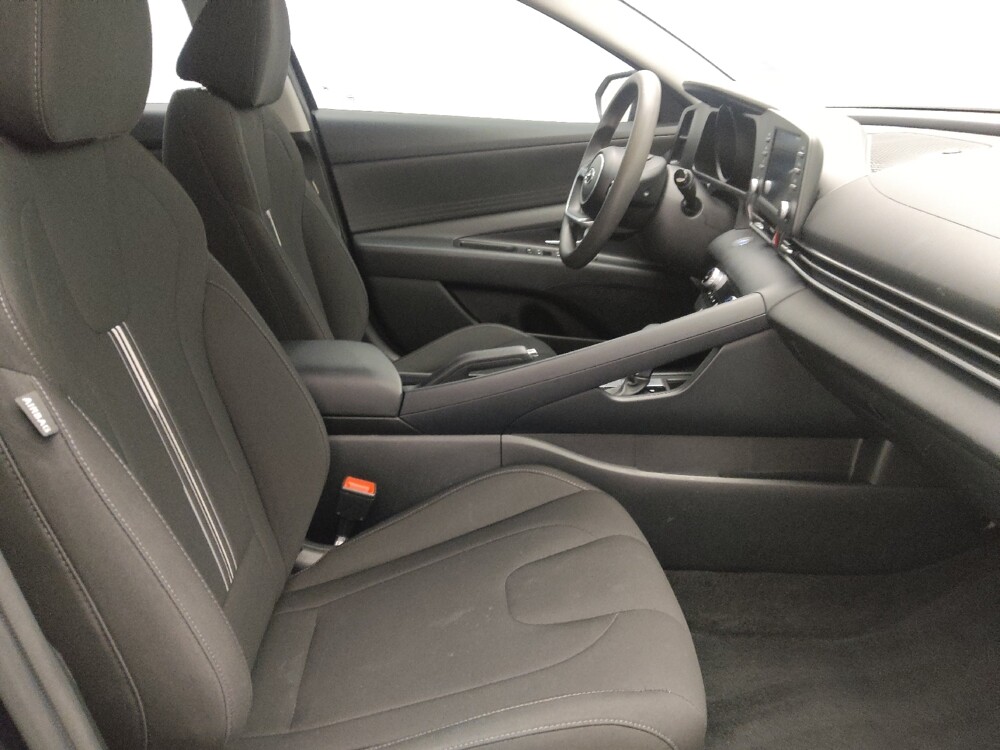 2023 Hyundai Elantra in Jacksonville, FL 32210 - 18132147 21