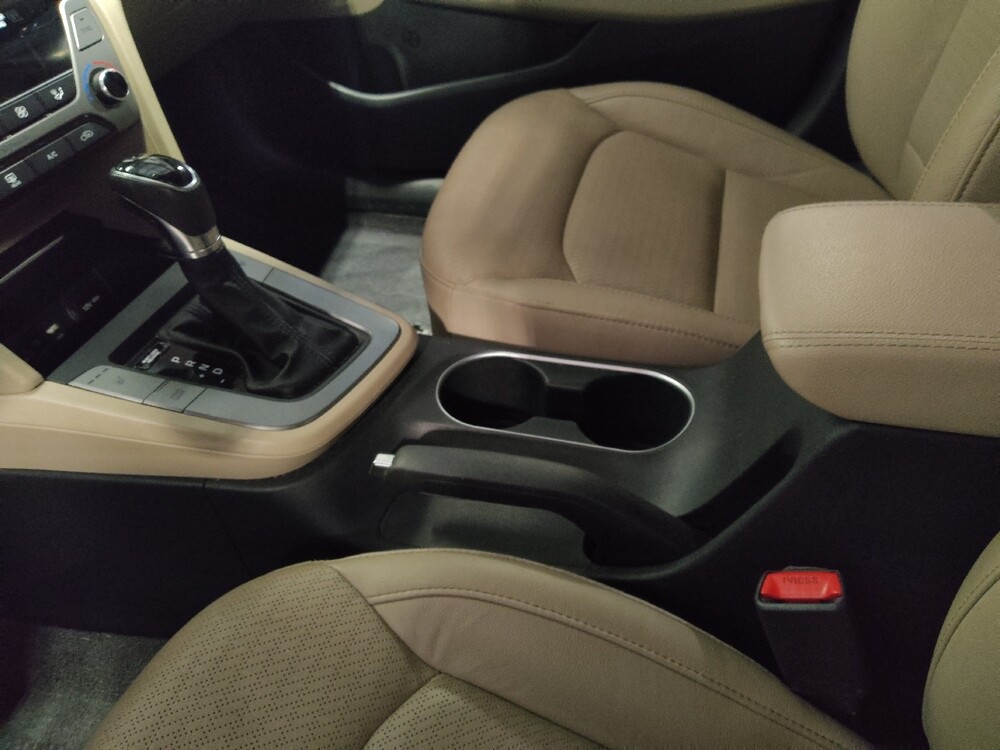 2017 Hyundai Elantra in Kissimmee, FL 34744 - 18132148 26