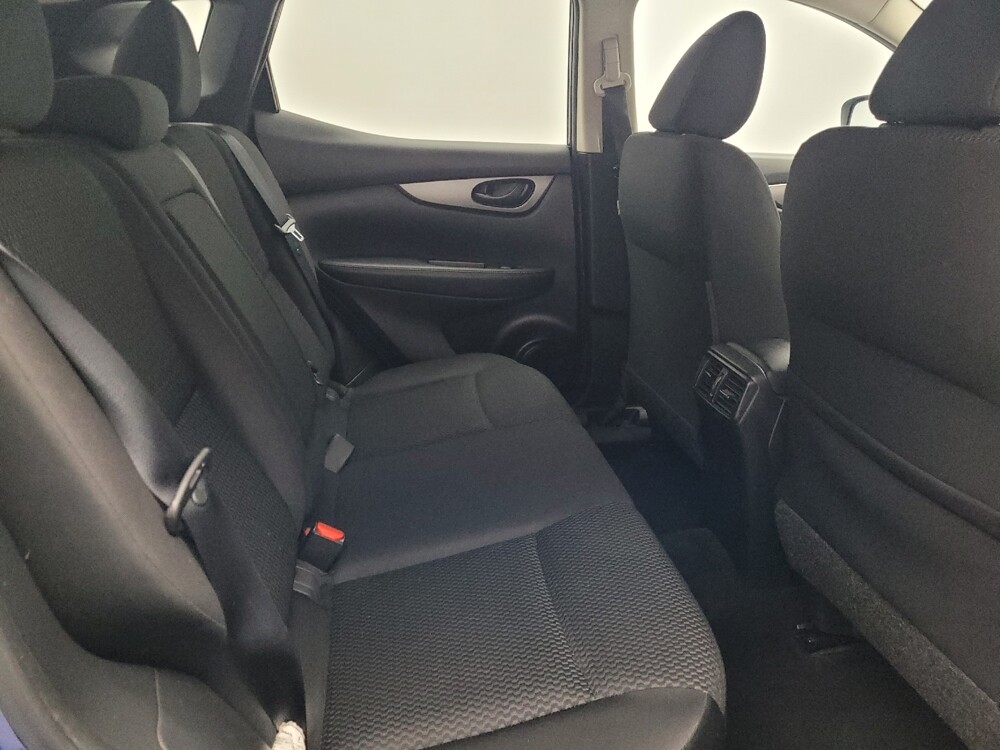 2018 Nissan Rogue Sport in Kissimmee, FL 34744 - 18132151 19