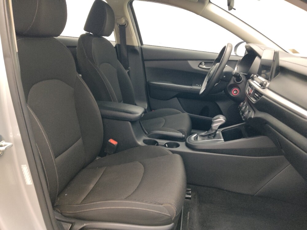 2021 Kia Forte in Savannah, GA 31419 - 18132157 21