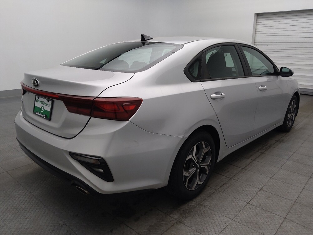 2021 Kia Forte in Savannah, GA 31419 - 18132157 9