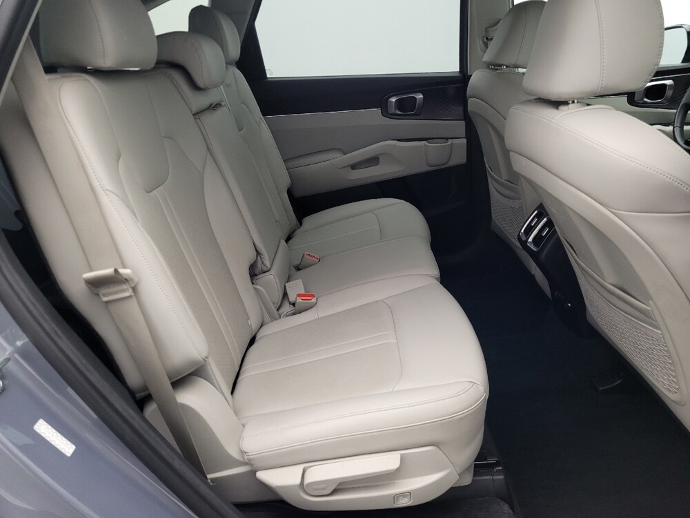 2023 Kia Sorento in Kissimmee, FL 34744 - 18132159 19