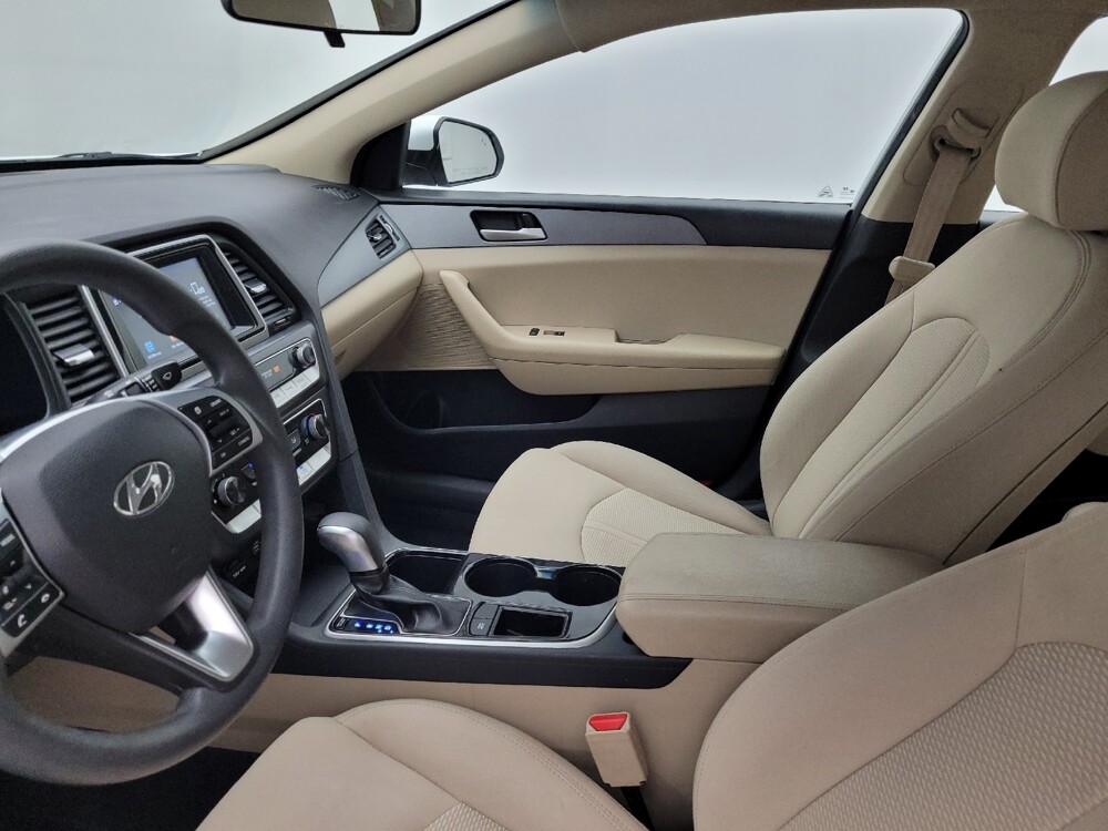 2018 Hyundai Sonata in Greenville, SC 29607 - 18132167 17