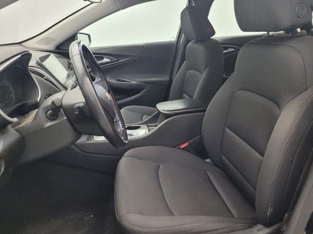 2020 Chevrolet Malibu in Greenville, SC 29607 - 18132171 17