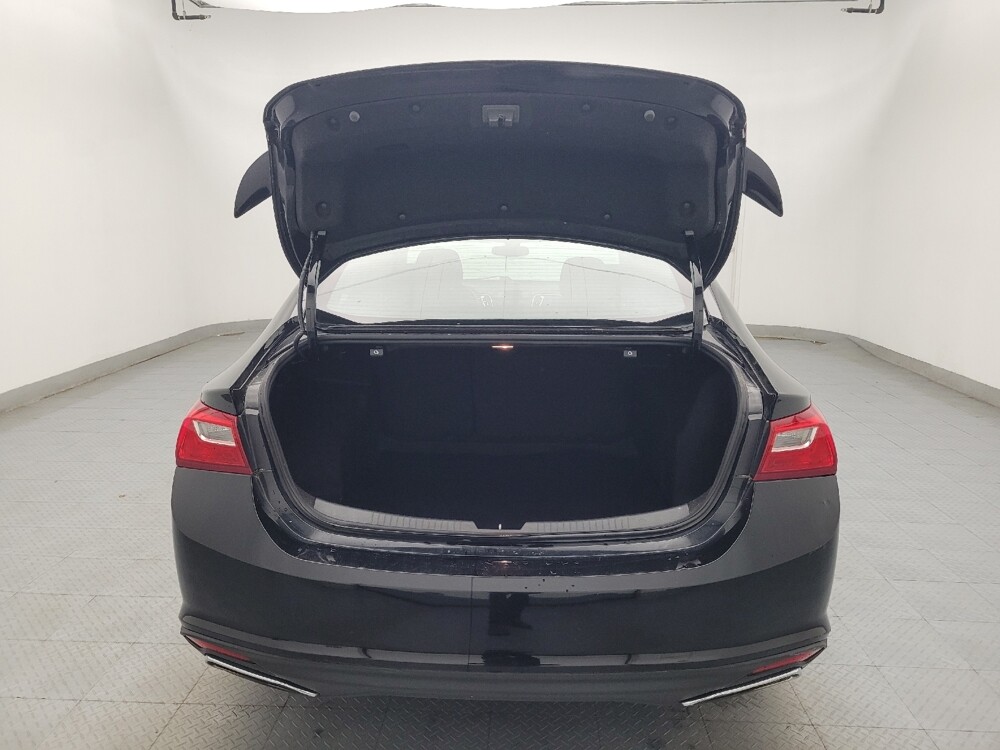 2020 Chevrolet Malibu in Greenville, SC 29607 - 18132171 29