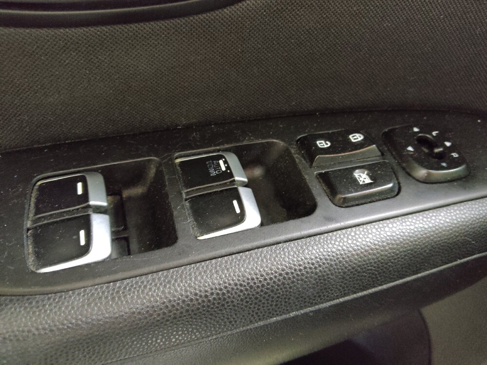 2017 Kia Soul in Raleigh, NC 27604 - 18132180 27