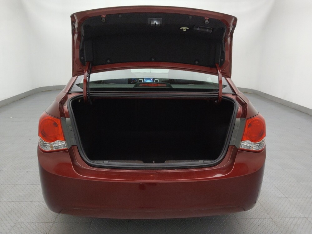 2016 Chevrolet Cruze in Raleigh, NC 27604 - 18132182 29