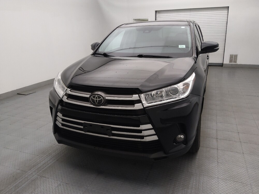 2018 Toyota Highlander in Greenville, SC 29607 - 18132187 15