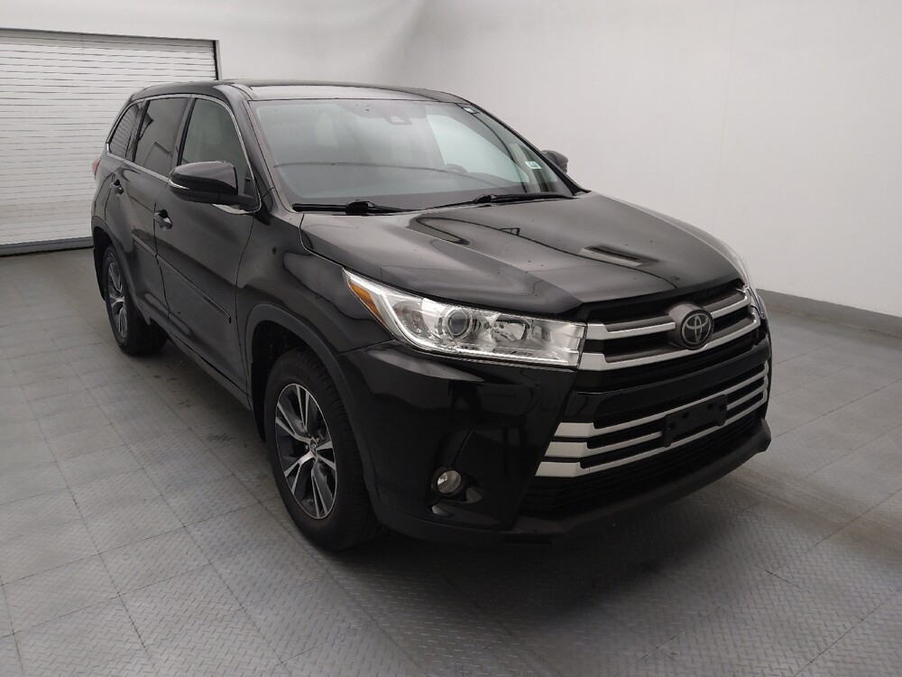 2018 Toyota Highlander in Greenville, SC 29607 - 18132187 13