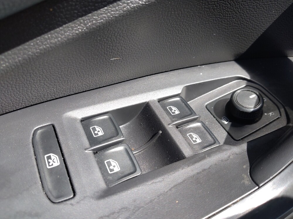 2019 Volkswagen Jetta in Greenville, SC 29607 - 18132193 27
