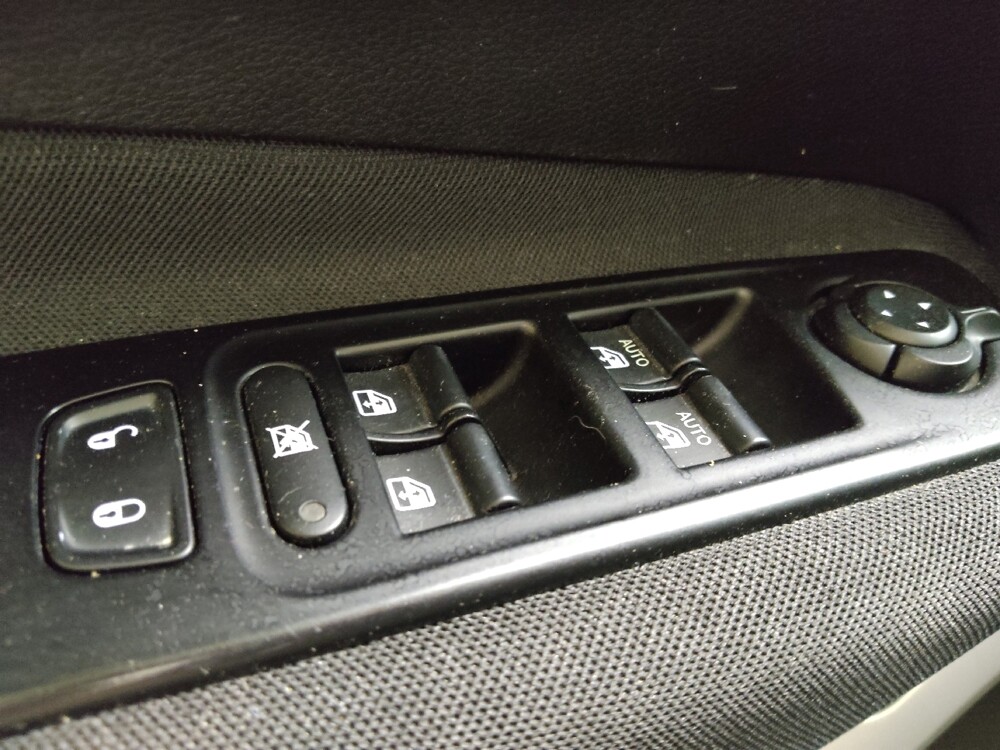 2020 Jeep Renegade in Greenville, SC 29607 - 18132194 27