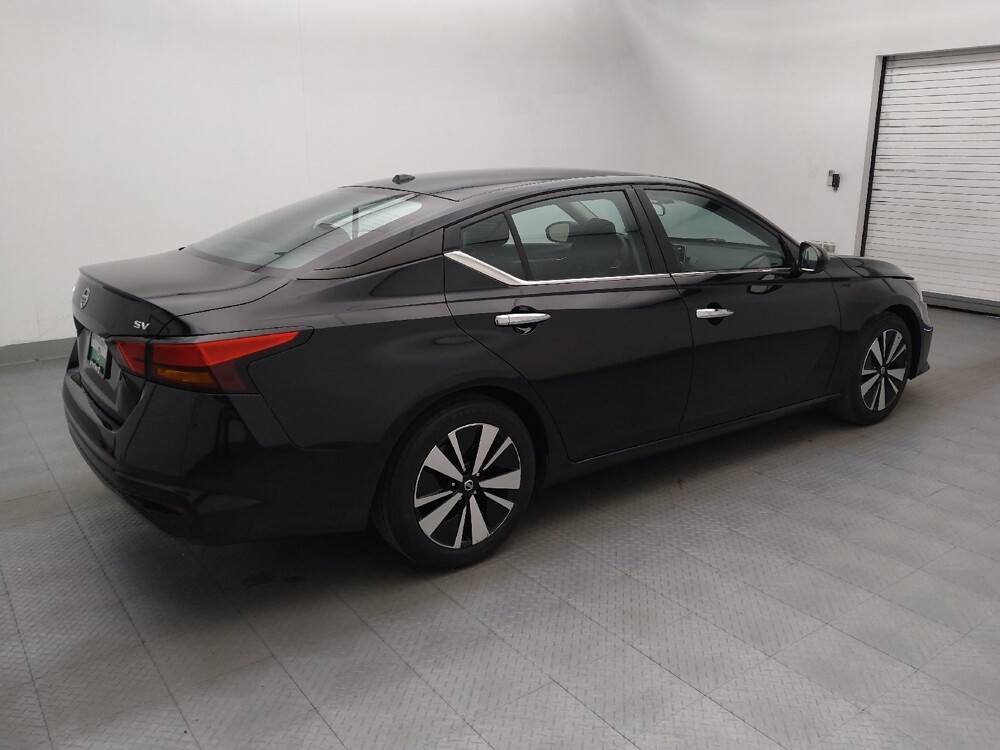 2022 Nissan Altima in Greenville, SC 29607 - 18132202 10
