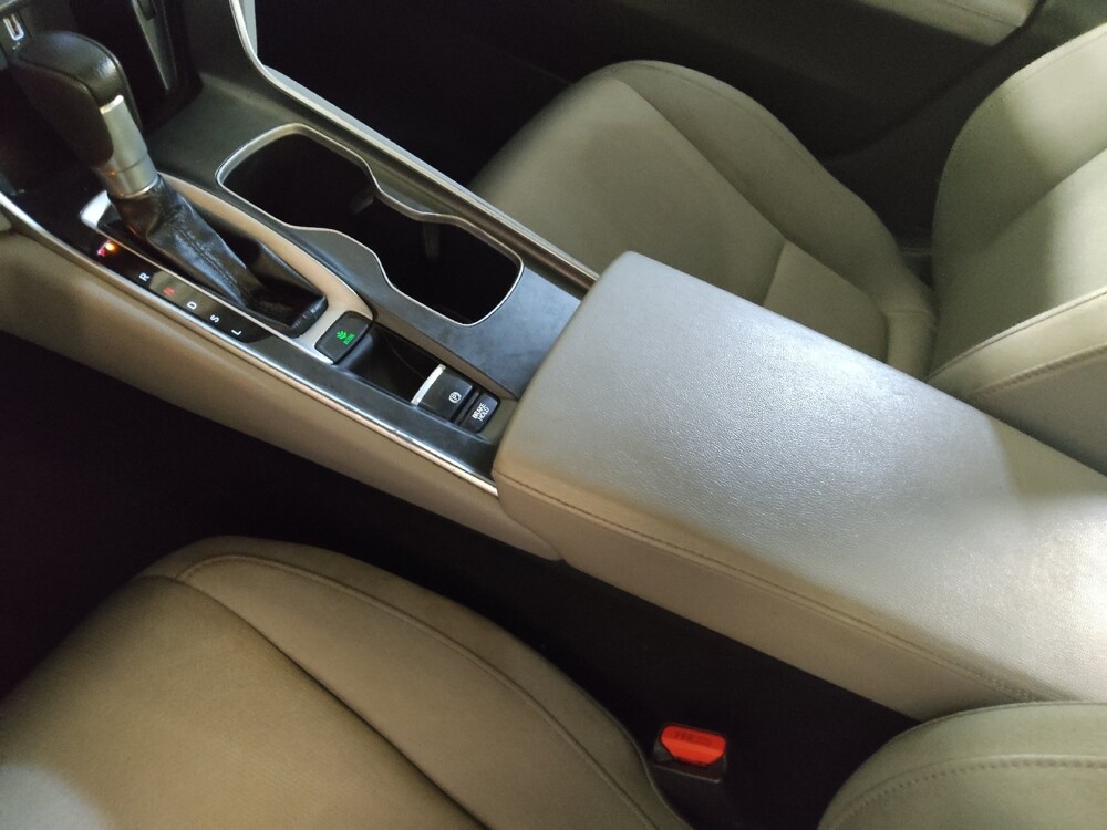 2020 Honda Accord in Greensboro, NC 27407 - 18132216 26