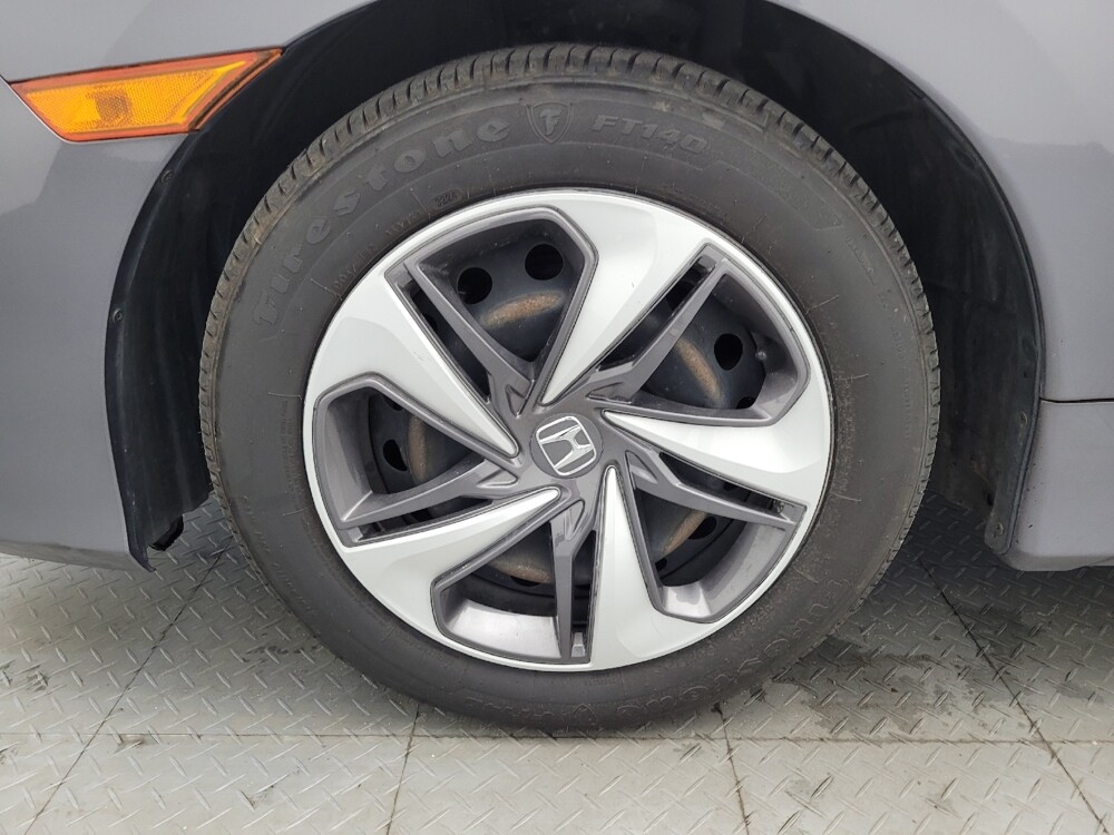 2019 Honda Civic in Greenville, SC 29607 - 18132218 31