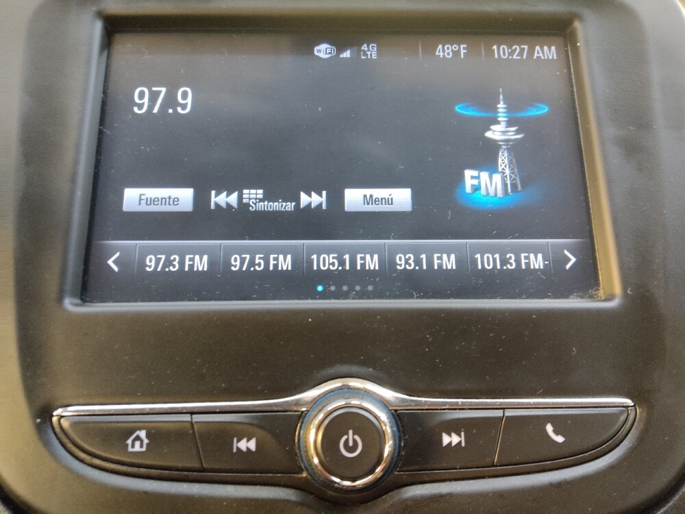 2018 Chevrolet Equinox in Greensboro, NC 27407 - 18132220 25