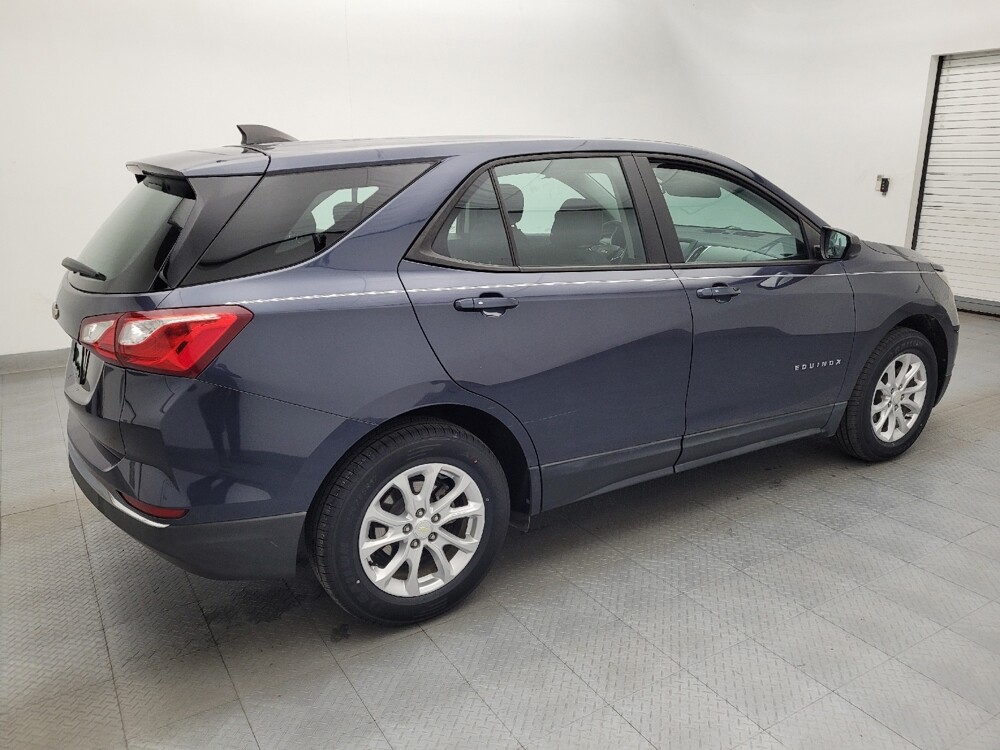 2018 Chevrolet Equinox in Greensboro, NC 27407 - 18132220 10