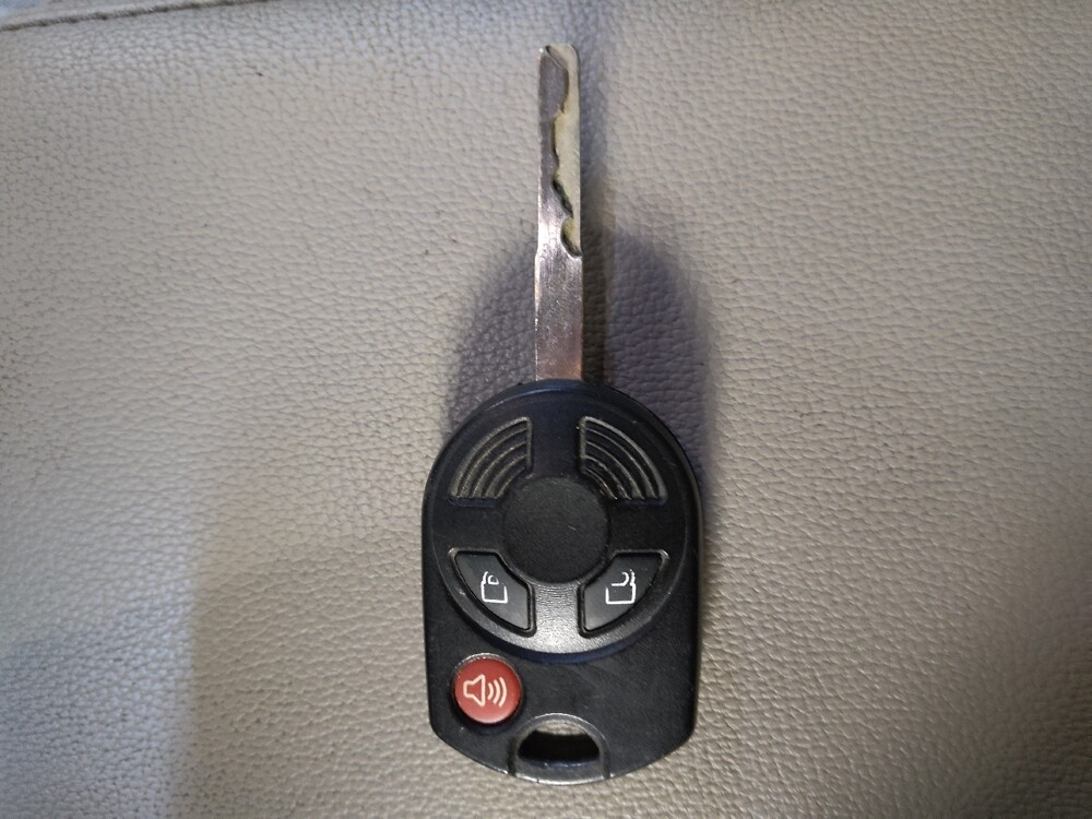 2018 Ford Escape in Charlotte, NC 28213 - 18132225 32