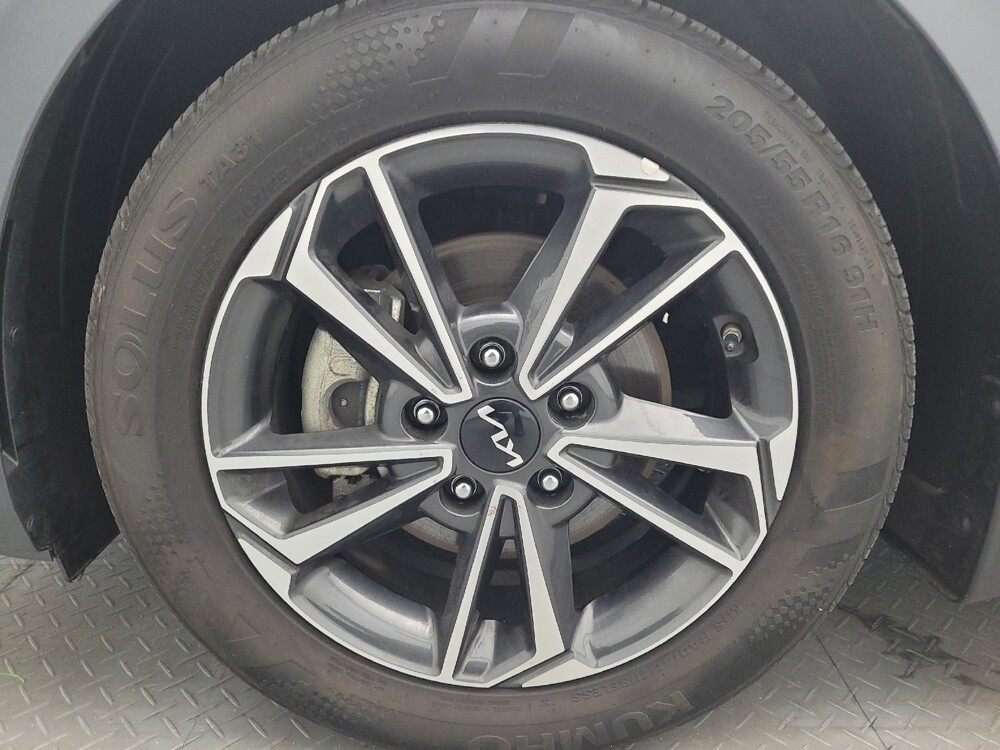 2024 Kia Forte in Greenville, SC 29607 - 18132232 31