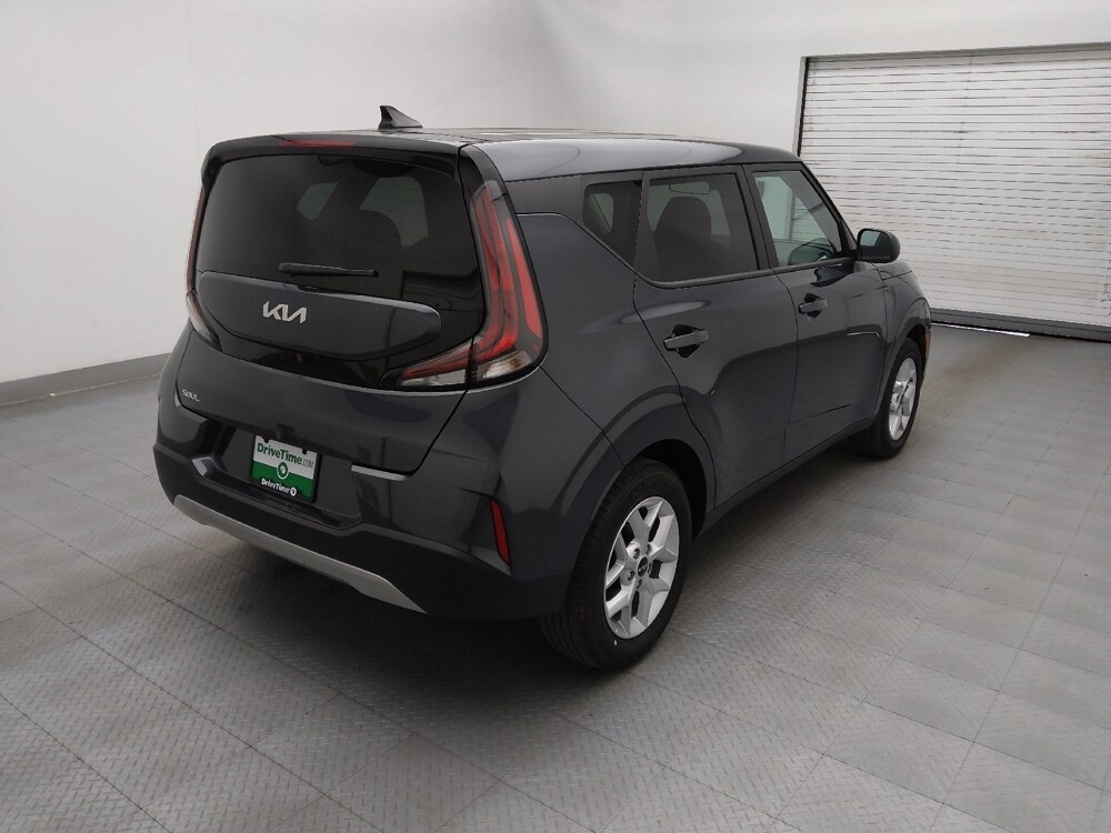 2025 Kia Soul in Greenville, SC 29607 - 18132235 9