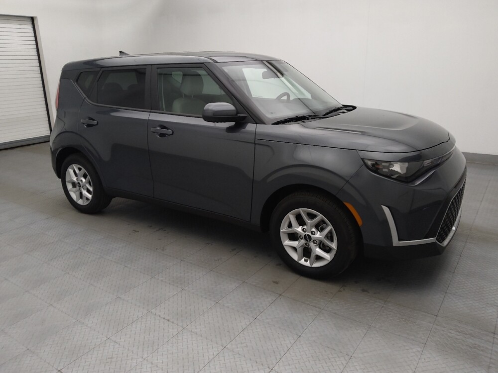 2025 Kia Soul in Fayetteville, NC 28304 - 18132236 11