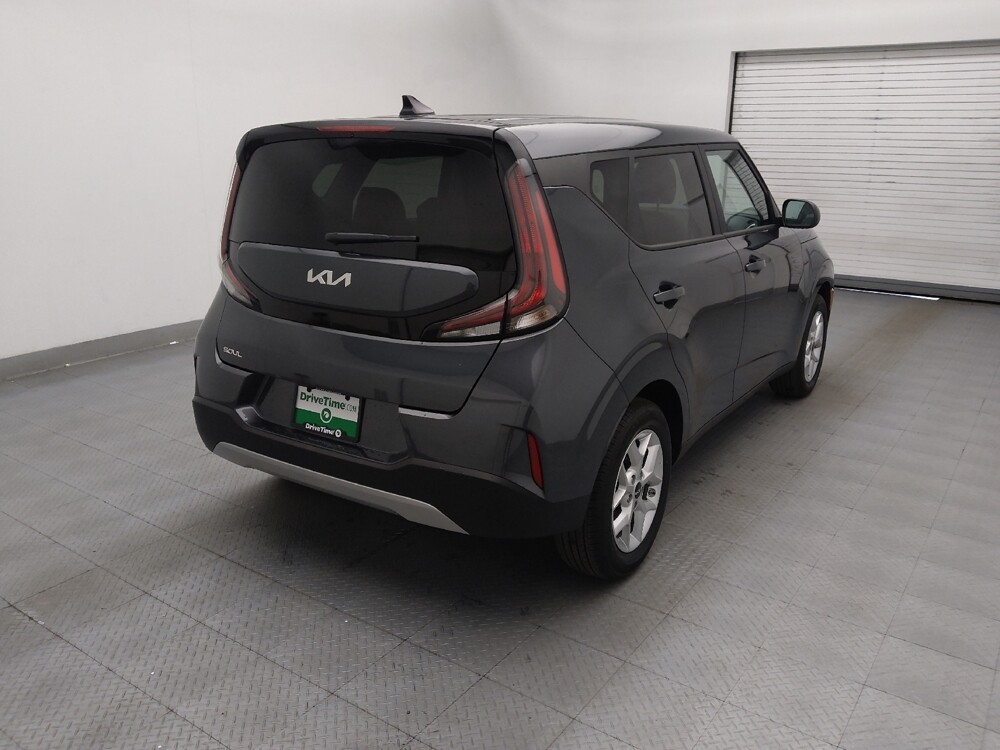 2025 Kia Soul in Fayetteville, NC 28304 - 18132236 9