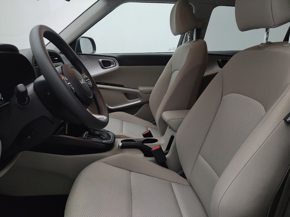 2025 Kia Soul in Fayetteville, NC 28304 - 18132236 17