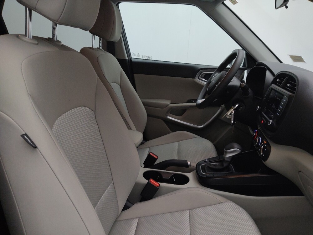 2025 Kia Soul in Fayetteville, NC 28304 - 18132236 21