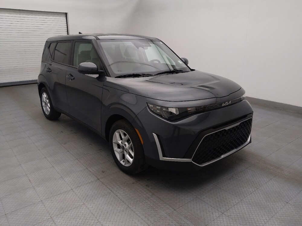 2025 Kia Soul in Fayetteville, NC 28304 - 18132236 13