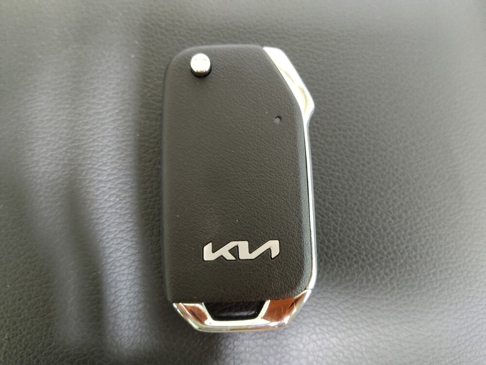 2025 Kia Soul in Fayetteville, NC 28304 - 18132236 32