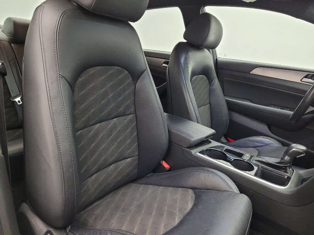 2019 Hyundai Sonata in Greenville, NC 27834 - 18132241 21