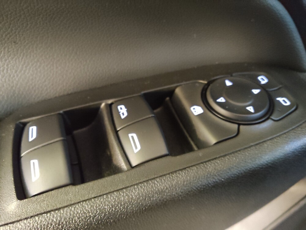 2021 Chevrolet Equinox in Columbia, SC 29210 - 18132244 27