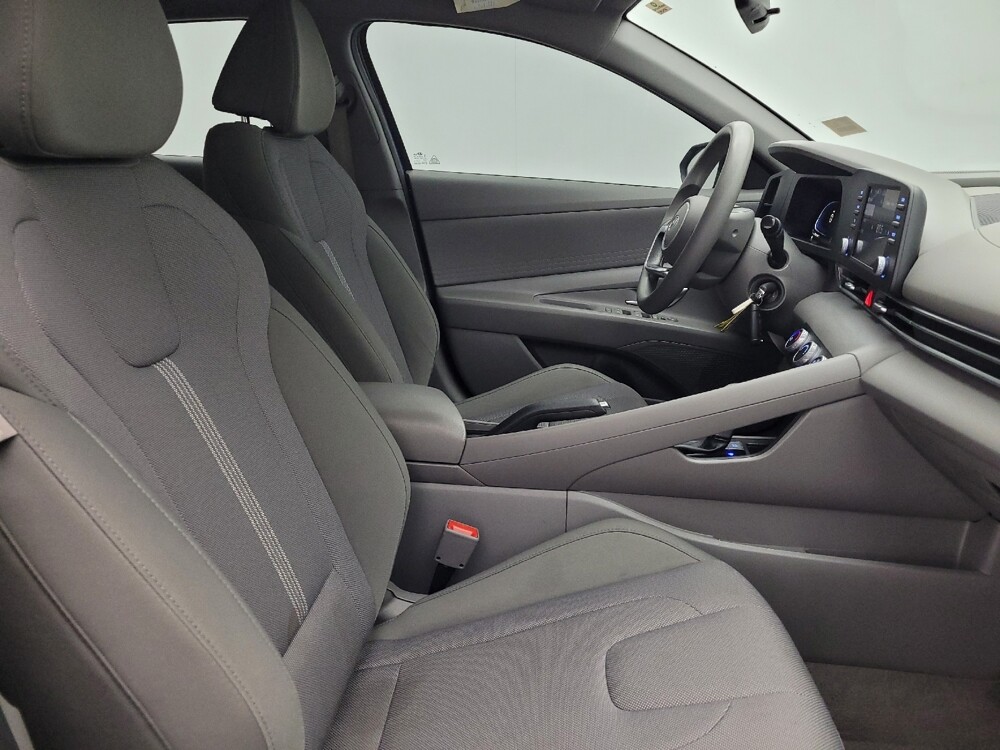 2024 Hyundai Elantra in Raleigh, NC 27604 - 18132245 21