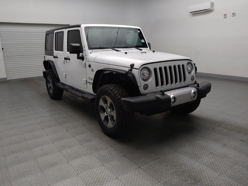 2017 Jeep Wrangler in Lubbock, TX 79424 - 18132248 13