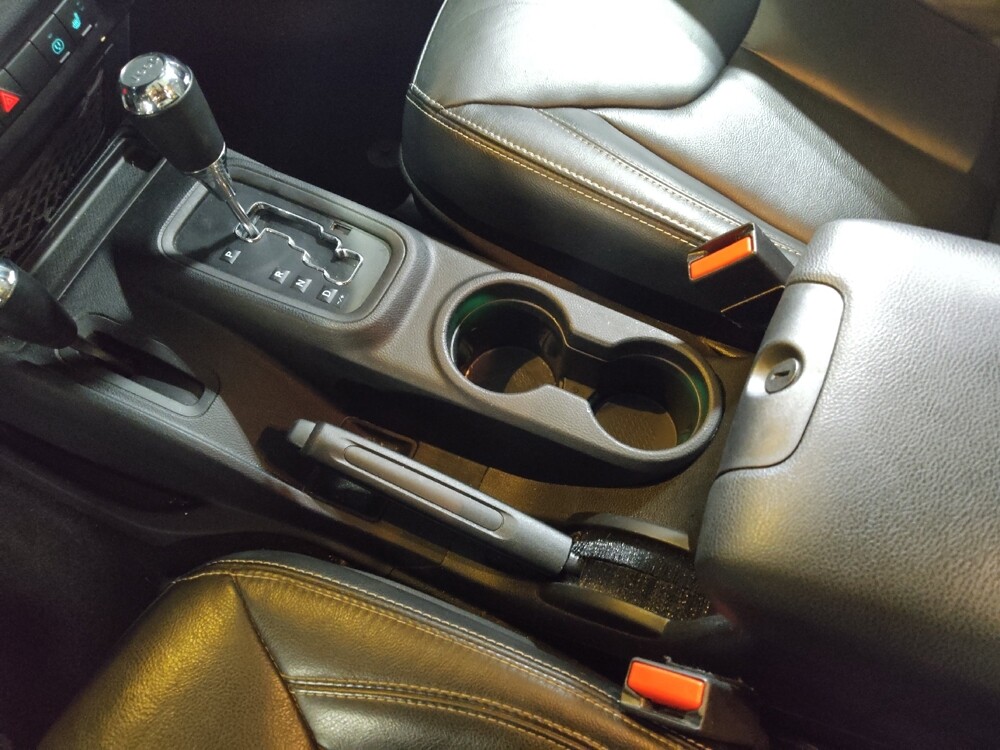 2017 Jeep Wrangler in Lubbock, TX 79424 - 18132248 26