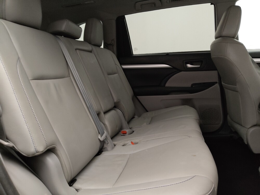 2018 Toyota Highlander in Albuquerque, NM 87113 - 18132254 19