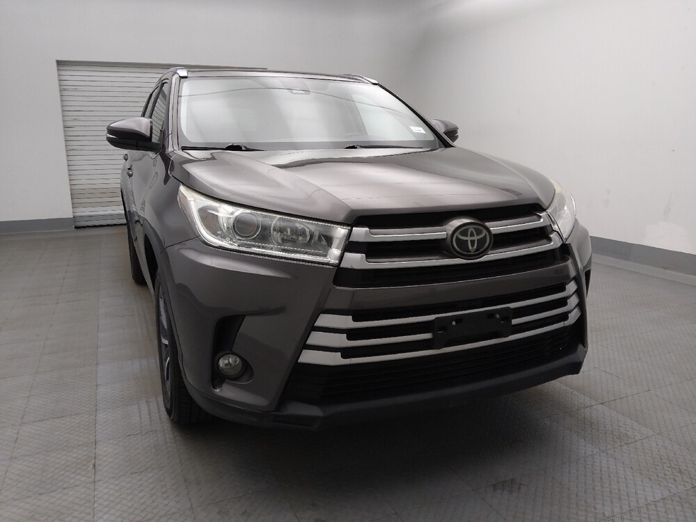 2018 Toyota Highlander in Albuquerque, NM 87113 - 18132254 14