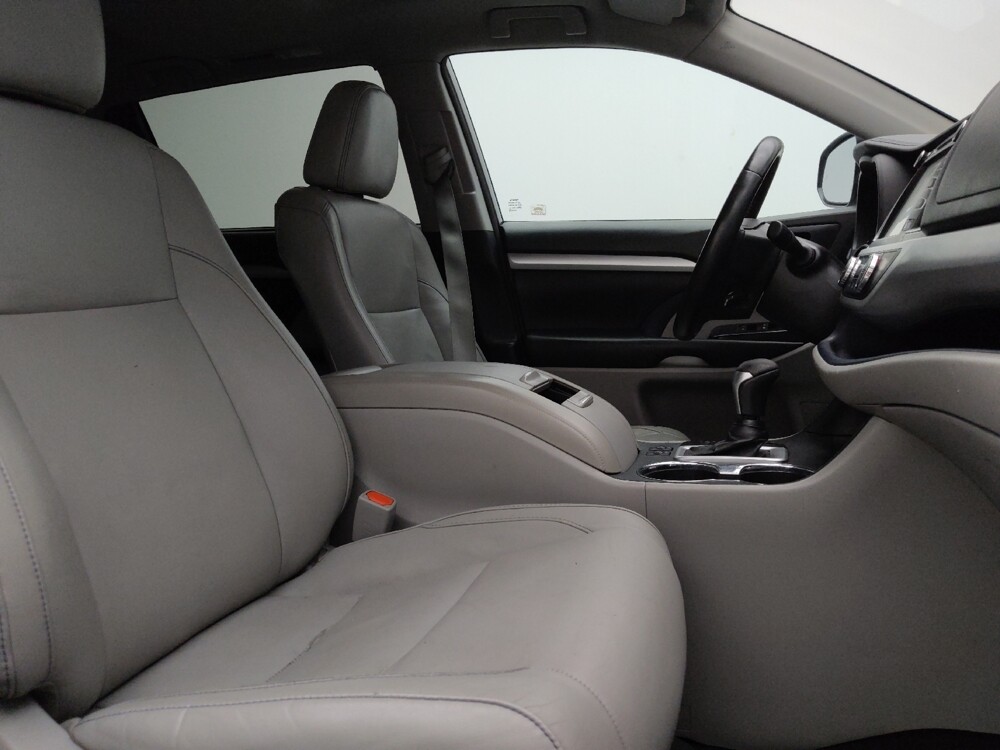 2018 Toyota Highlander in Albuquerque, NM 87113 - 18132254 21