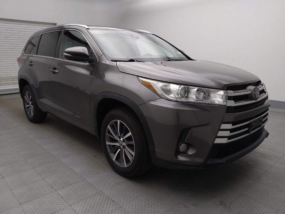 2018 Toyota Highlander in Albuquerque, NM 87113 - 18132254 13