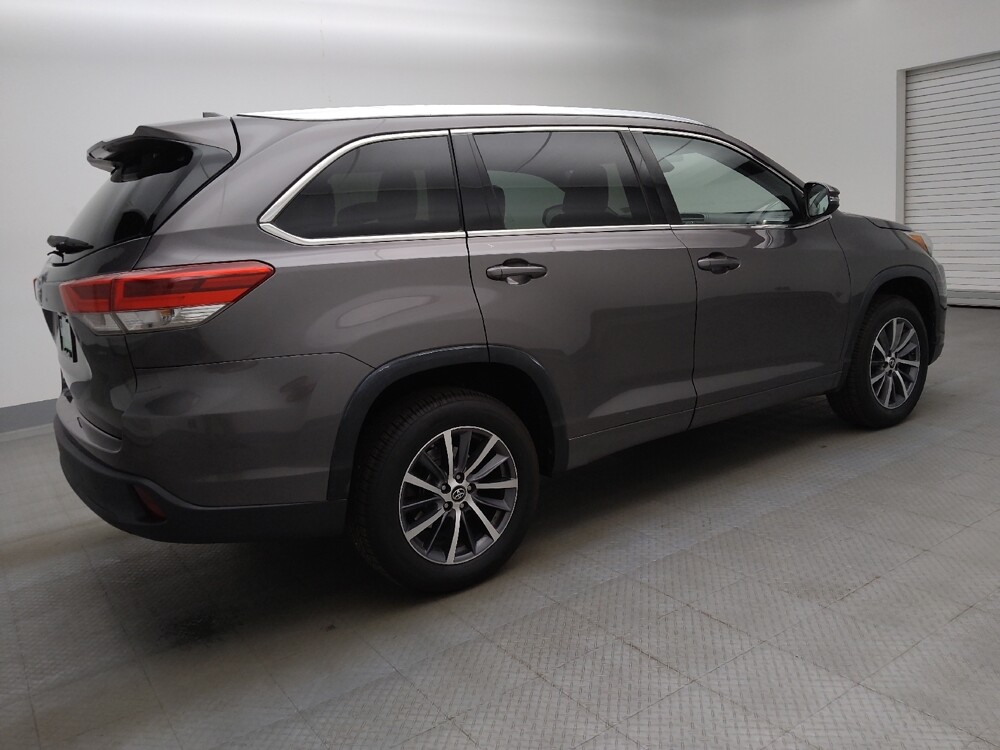 2018 Toyota Highlander in Albuquerque, NM 87113 - 18132254 10