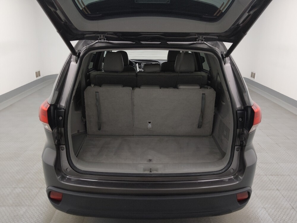 2018 Toyota Highlander in Albuquerque, NM 87113 - 18132254 29