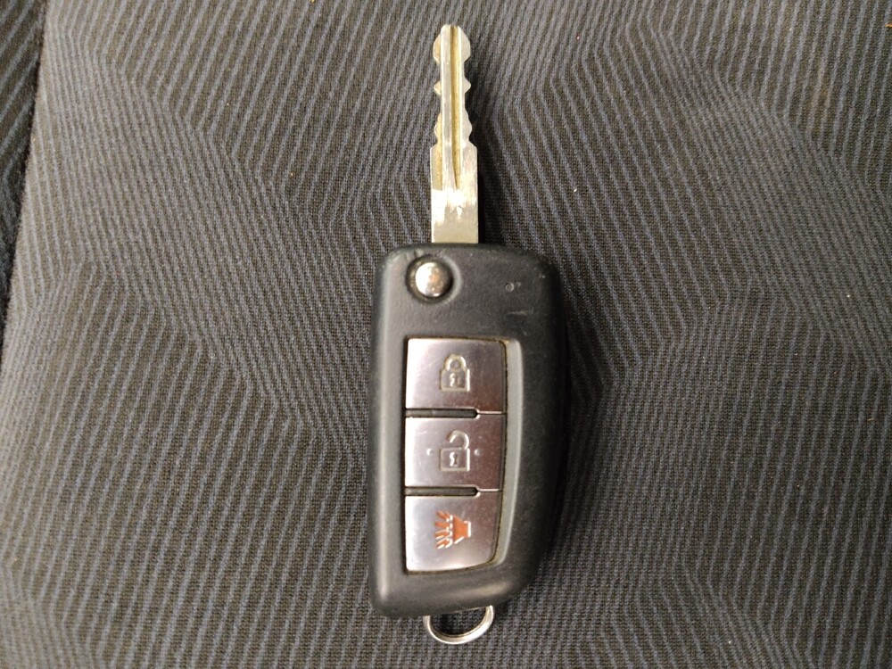 2015 Nissan Rogue in Lakewood, CO 80215 - 18132257 32