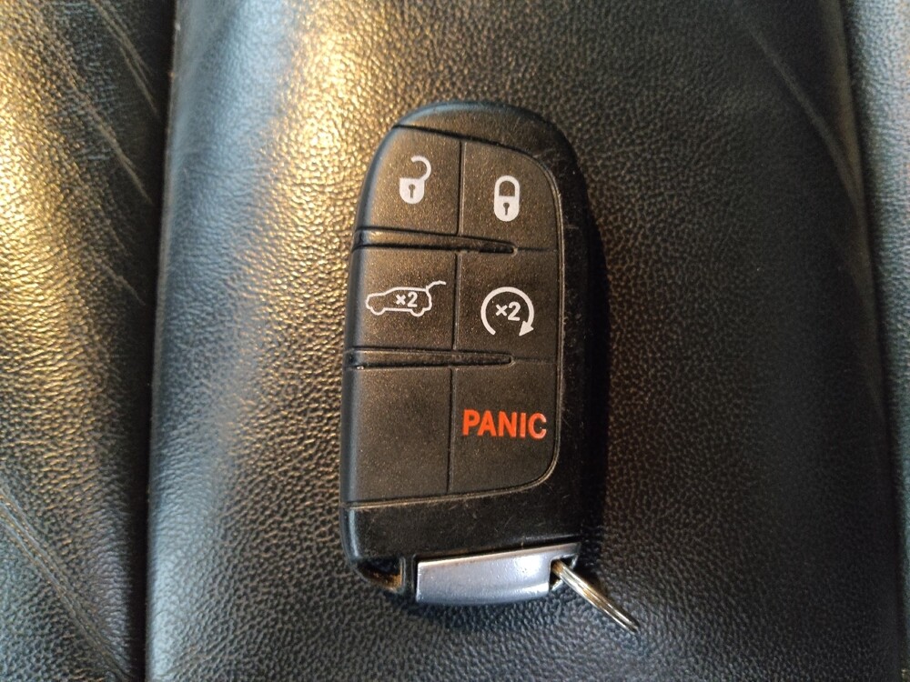 2018 Jeep Grand Cherokee in Lakewood, CO 80215 - 18132267 32