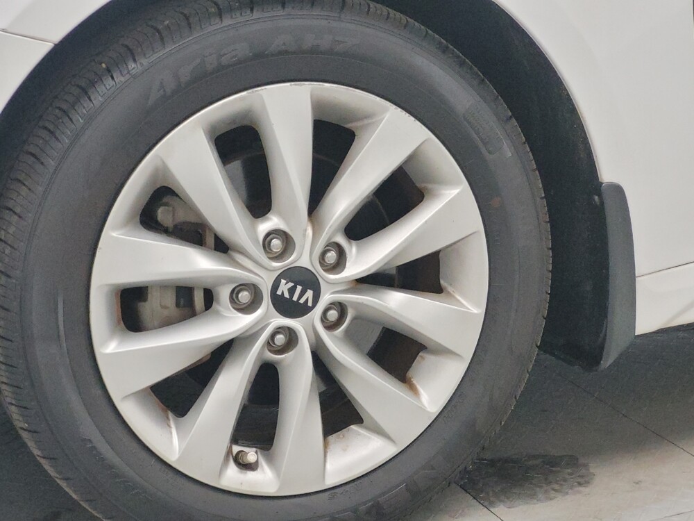 2018 Kia Optima in Memphis, TN 38115 - 18132270 31