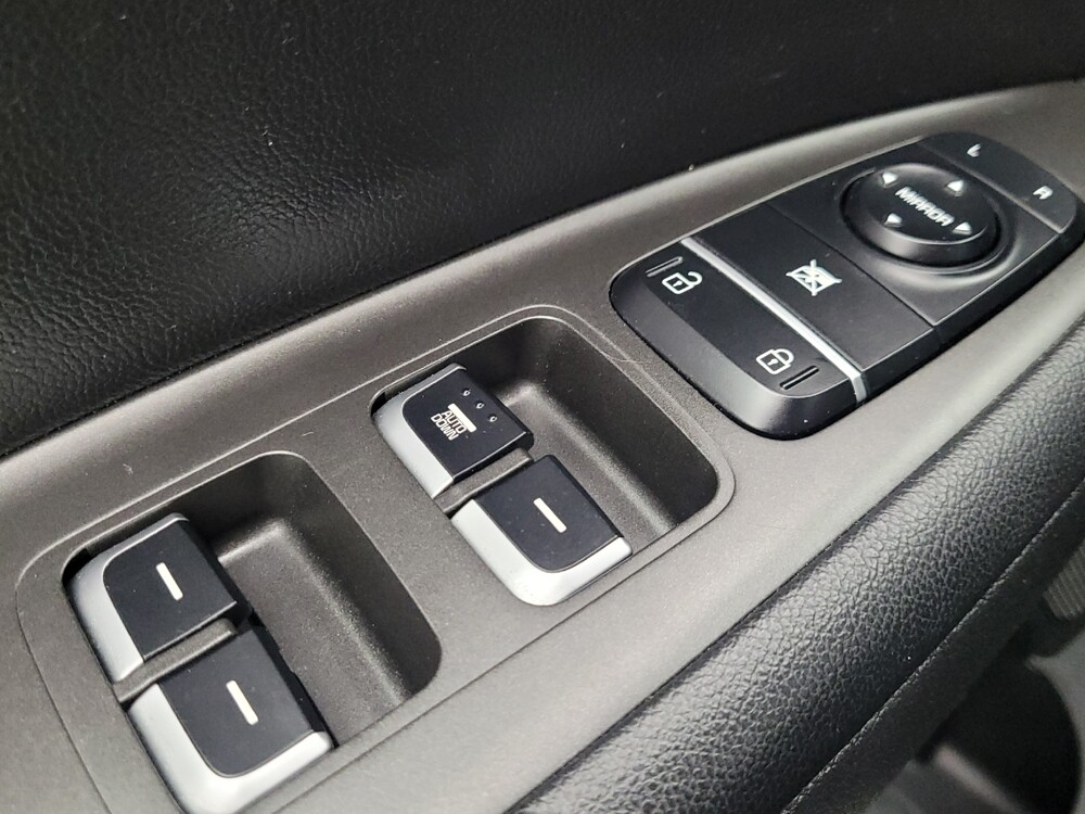 2018 Kia Optima in Memphis, TN 38115 - 18132270 27