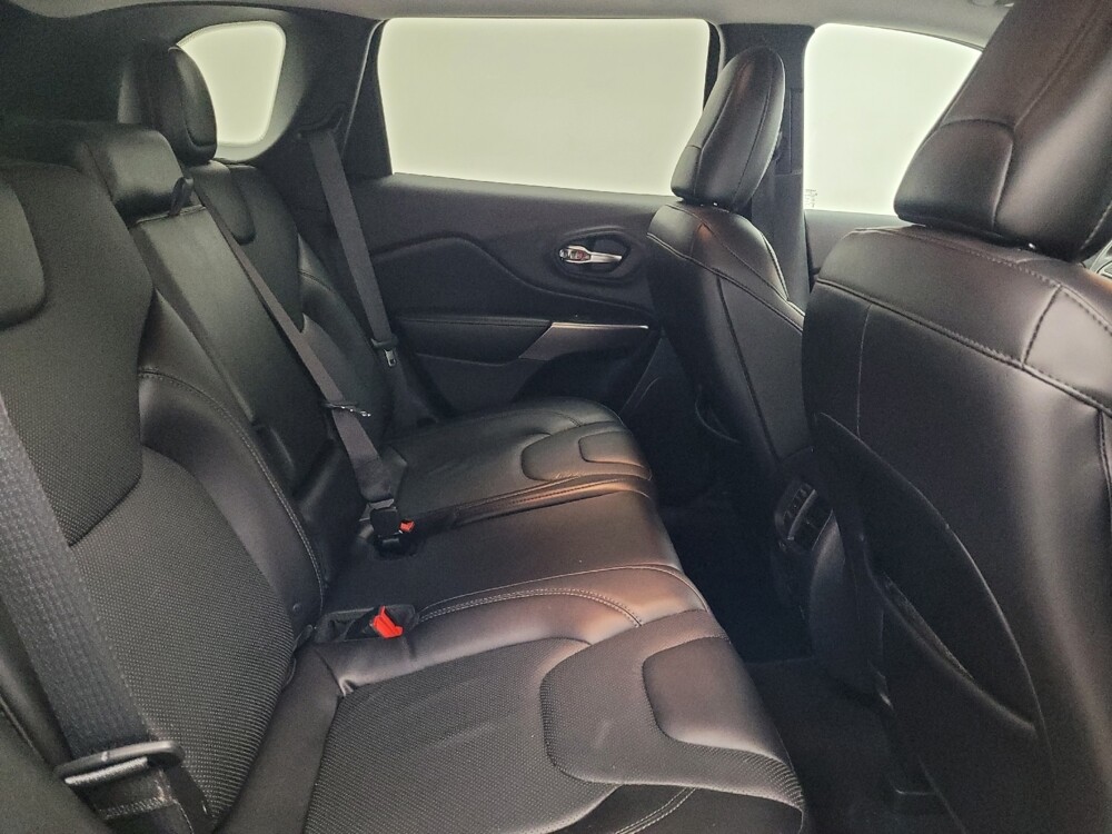 2019 Jeep Cherokee in Madison, TN 37115 - 18132276 19