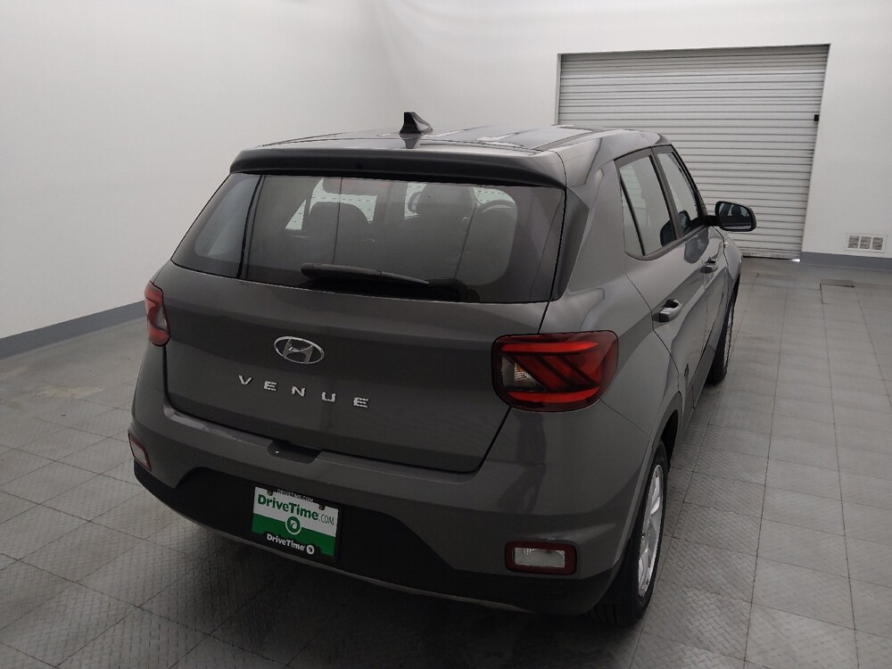 2022 Hyundai Venue in Houston, TX 77074 - 18132306 7