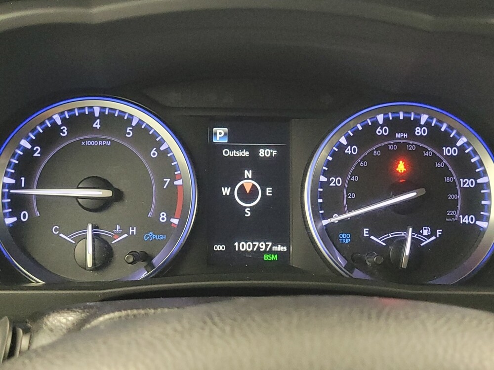 2019 Toyota Highlander in Houston, TX 77034 - 18132308 23