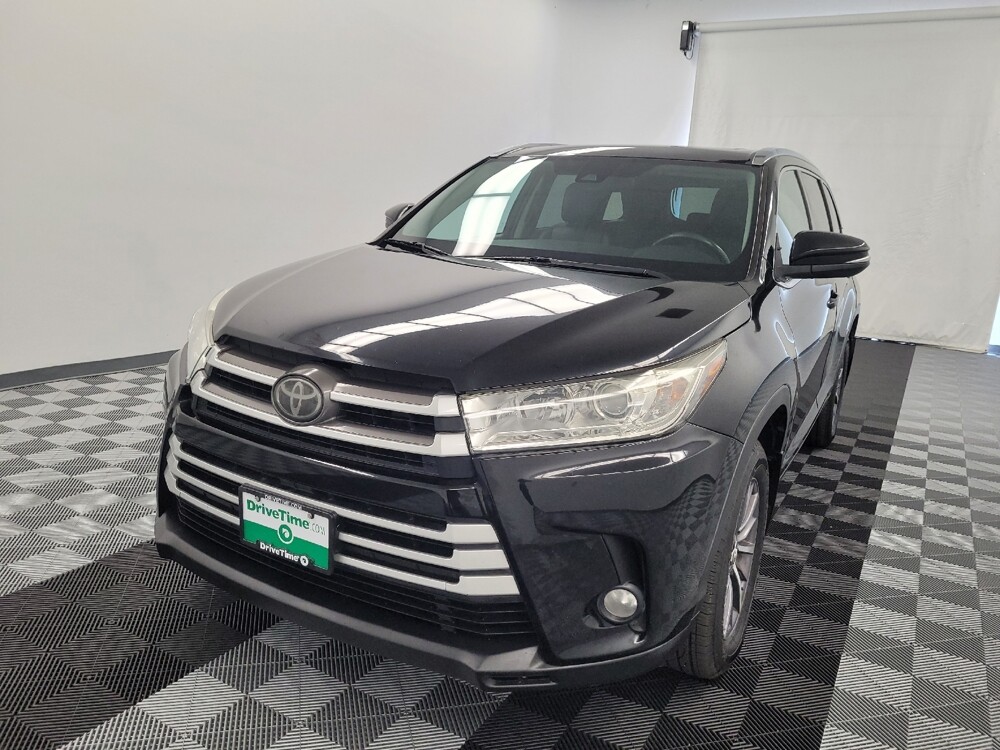 2019 Toyota Highlander in Houston, TX 77034 - 18132308 15